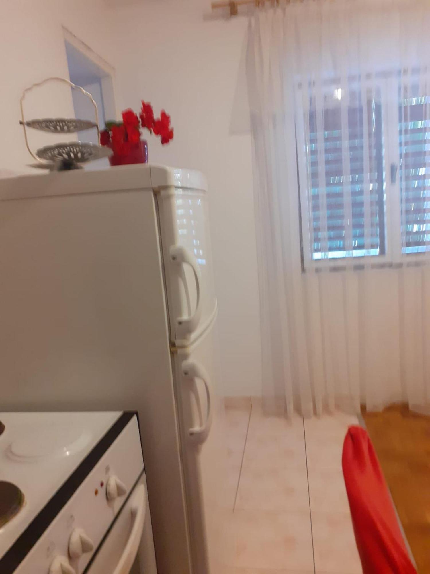 Apartman Sunce Raslina Exteriér fotografie